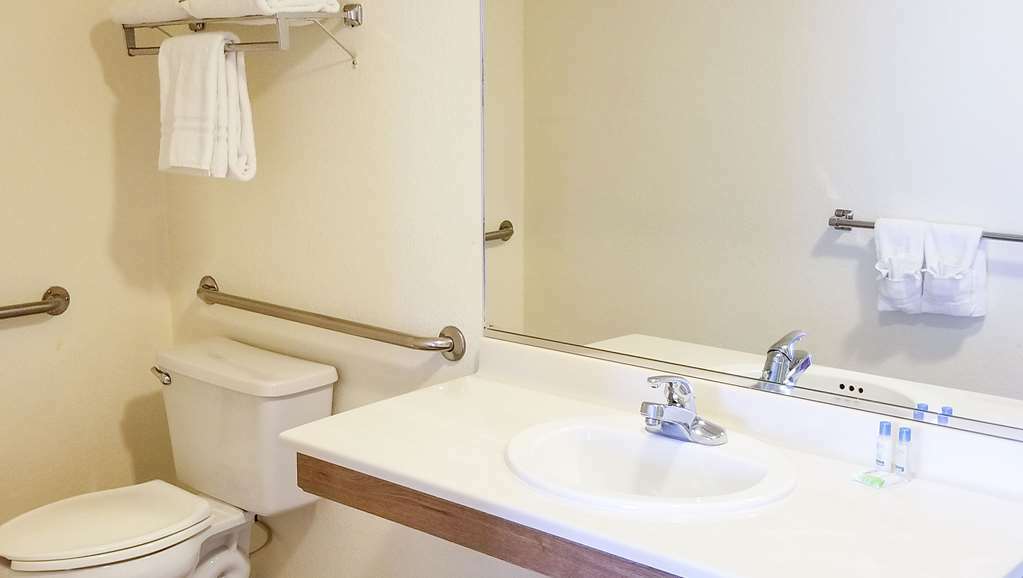 Magnuson Motel 2*